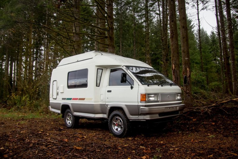 Toyota Town Ace Camper