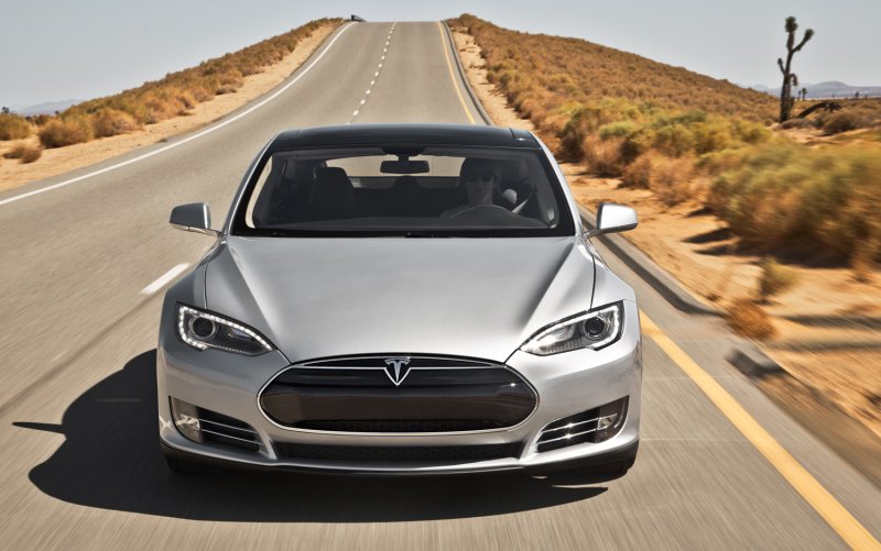 Электромобиль Tesla model s
