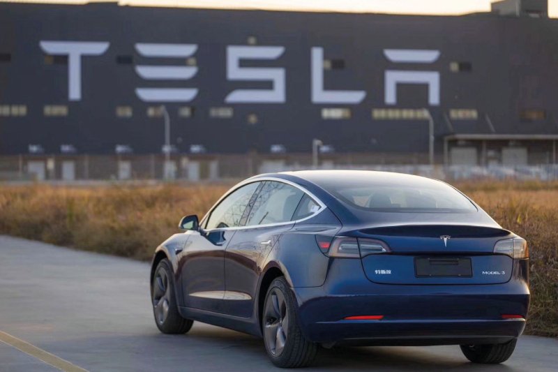 Tesla model s 2021
