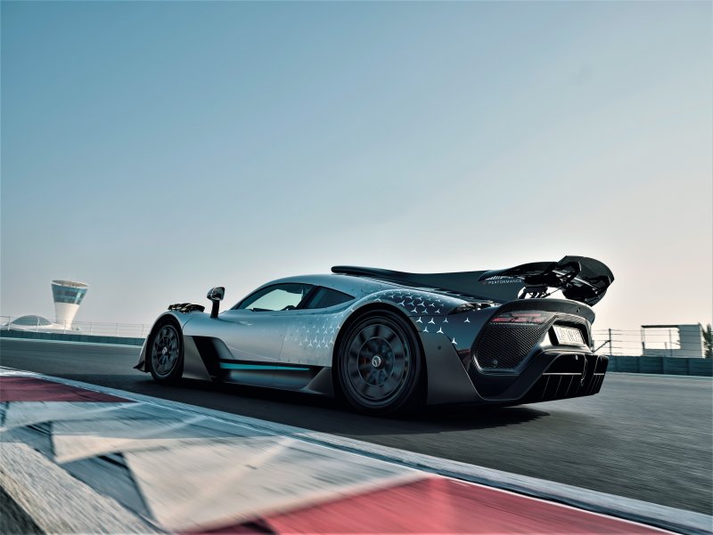 Мерседес Бенц AMG Vision Gran Turismo