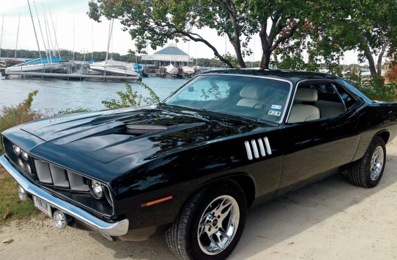 Plymouth Hemi CUDA 71