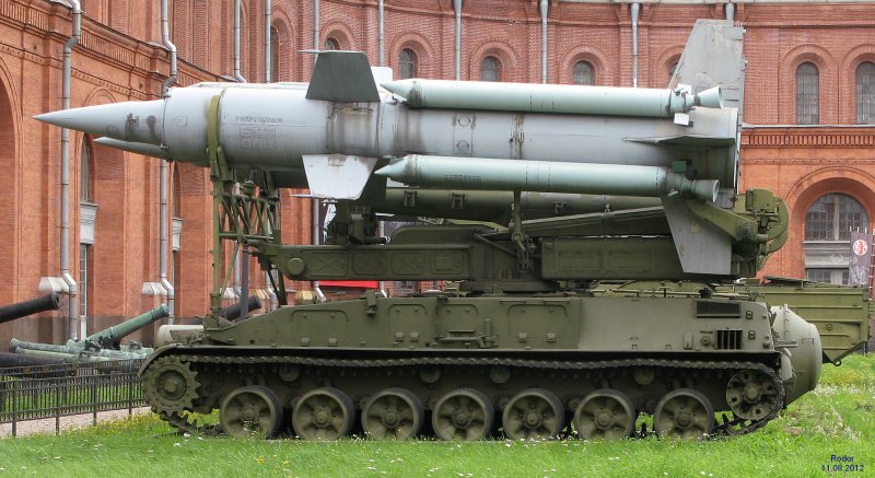 Зенитно-ракетный комплекс круг 2к11