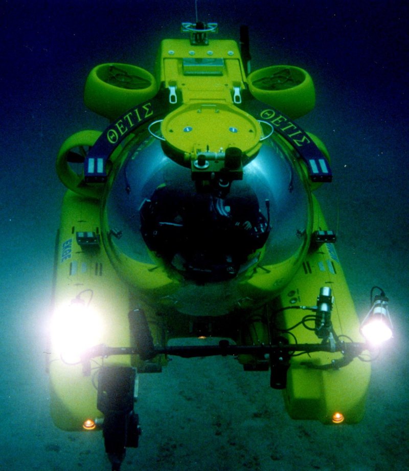 Подводный аппарат Remus 100