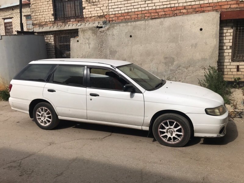 Nissan Expert 1999