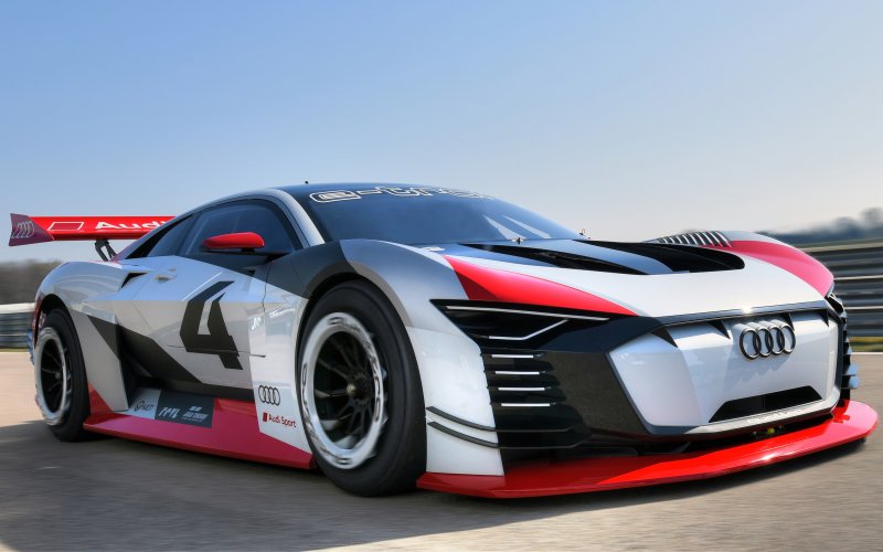 Audi r8 v10 2010