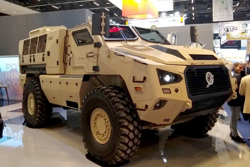 БТР Mbombe 8