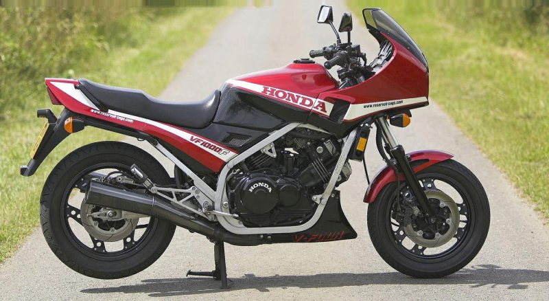 Honda VFR 800 VTEC обои