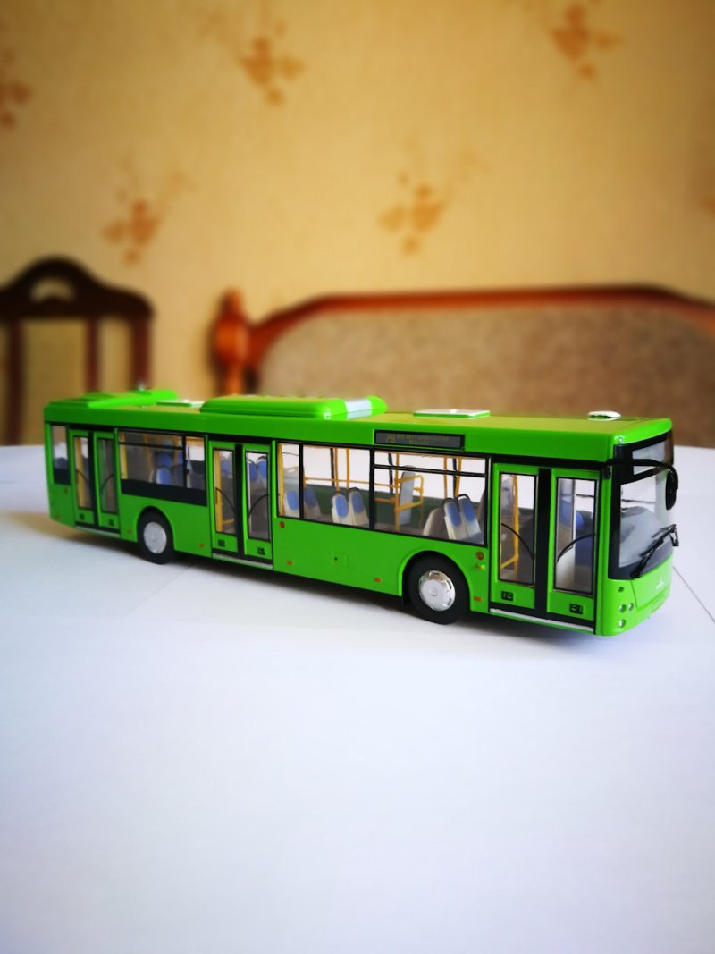 МАЗ 203 1 43