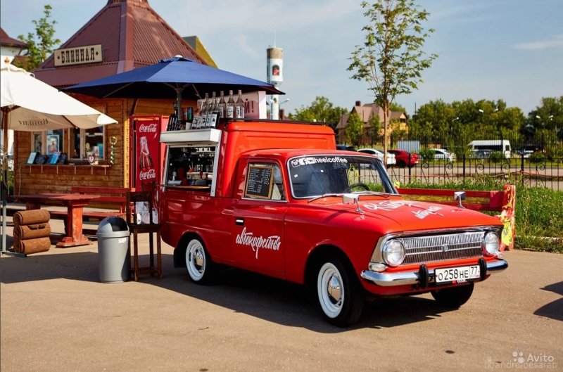 ИЖ 2715 автолавка
