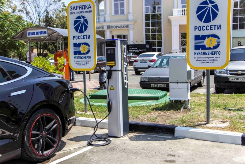 Россетти зарядка электромобилей