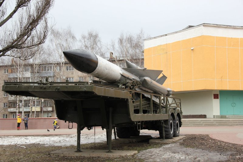 ЗРВ комплекс с 200