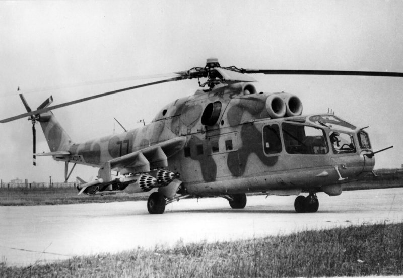 Советский вертолет ми-24