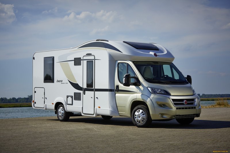 Автодом Burstner Mega van