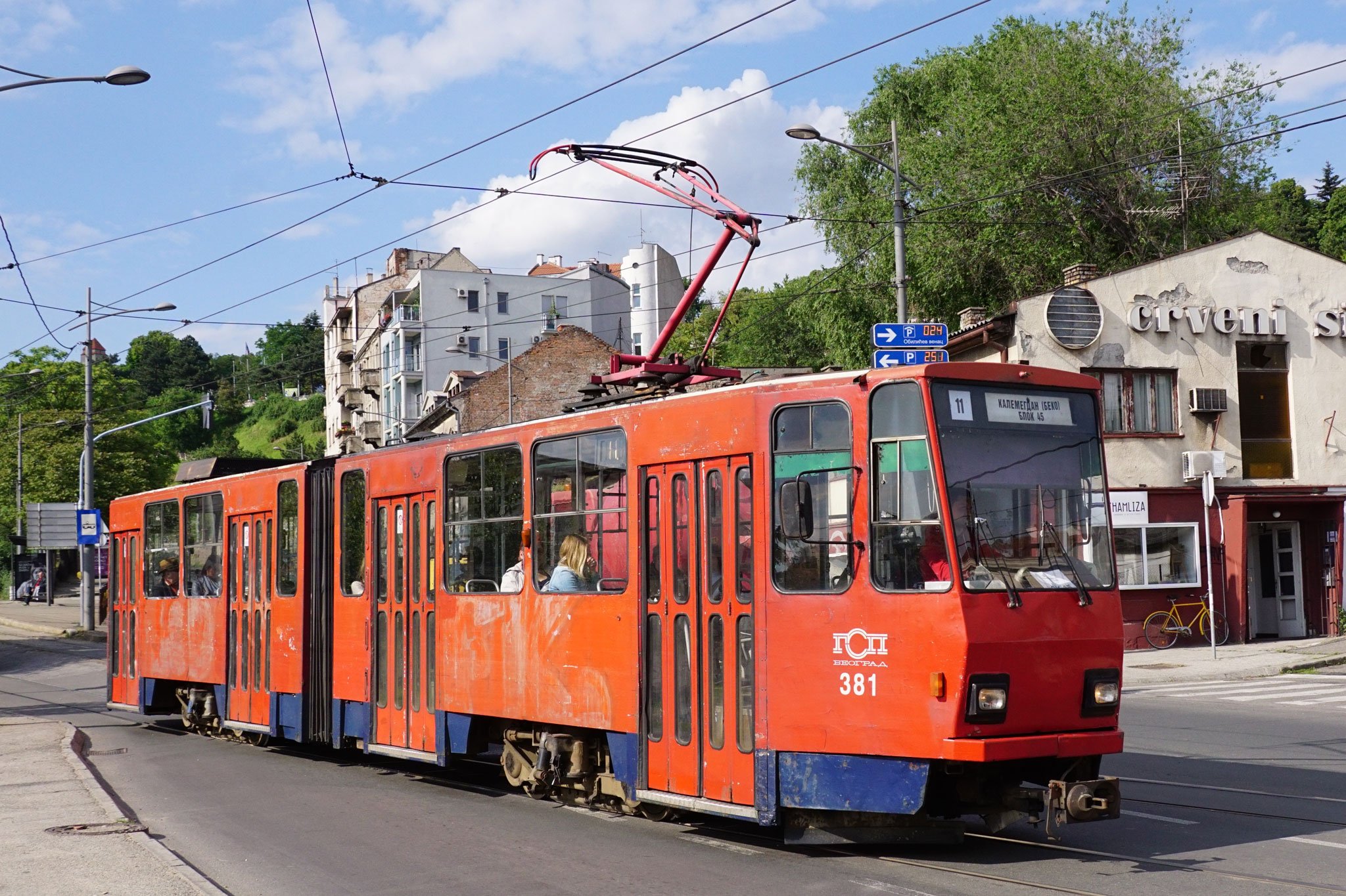 Направление трамвая 4. Трамвай 4 Екатеринбург. Белград трамвай т3. Кт4 трамвай новый. Трамвай четверка.