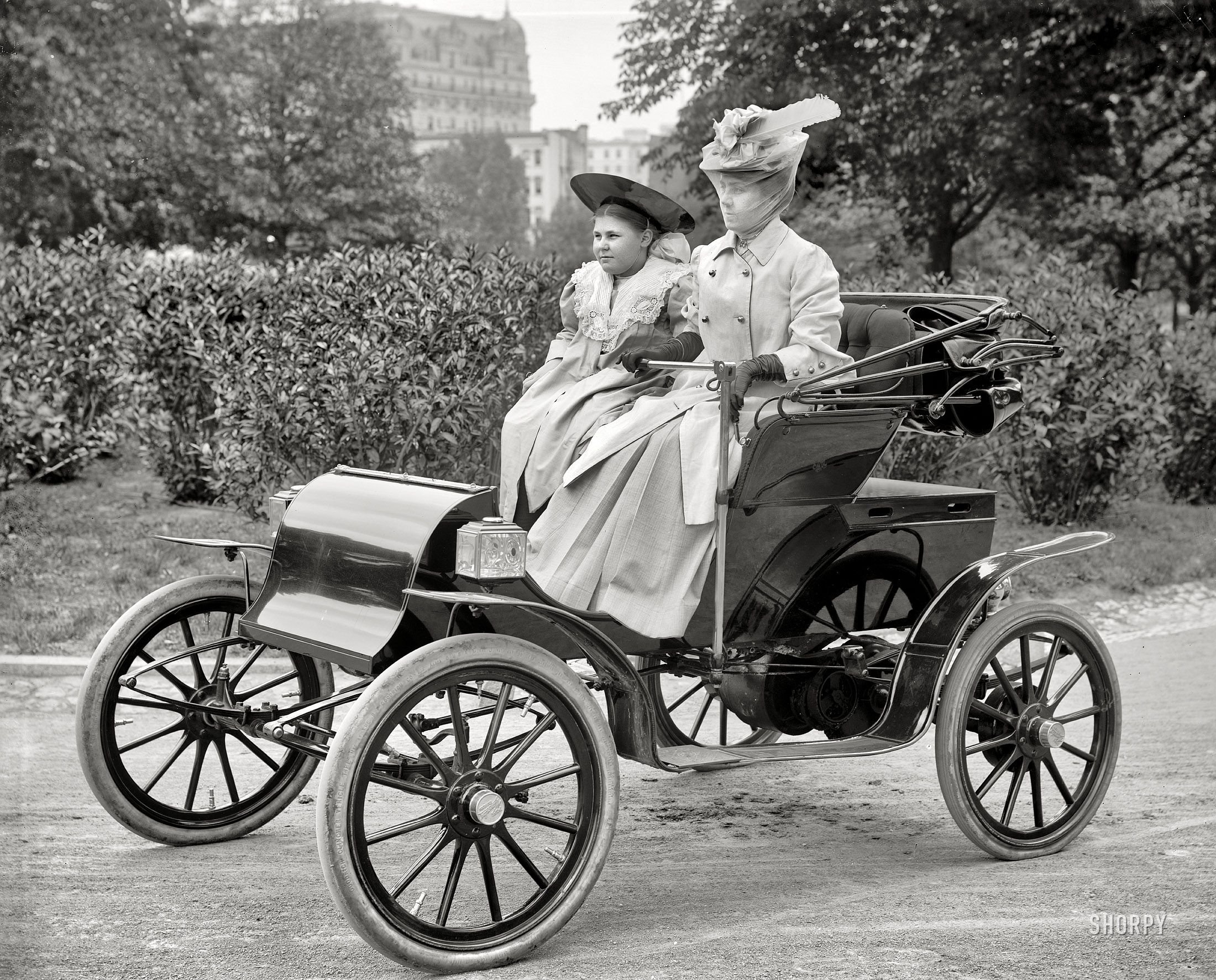 Первая машина в семье. 1906 Phaeton. Opel 1910. Машины прошлого века. Первая машина.