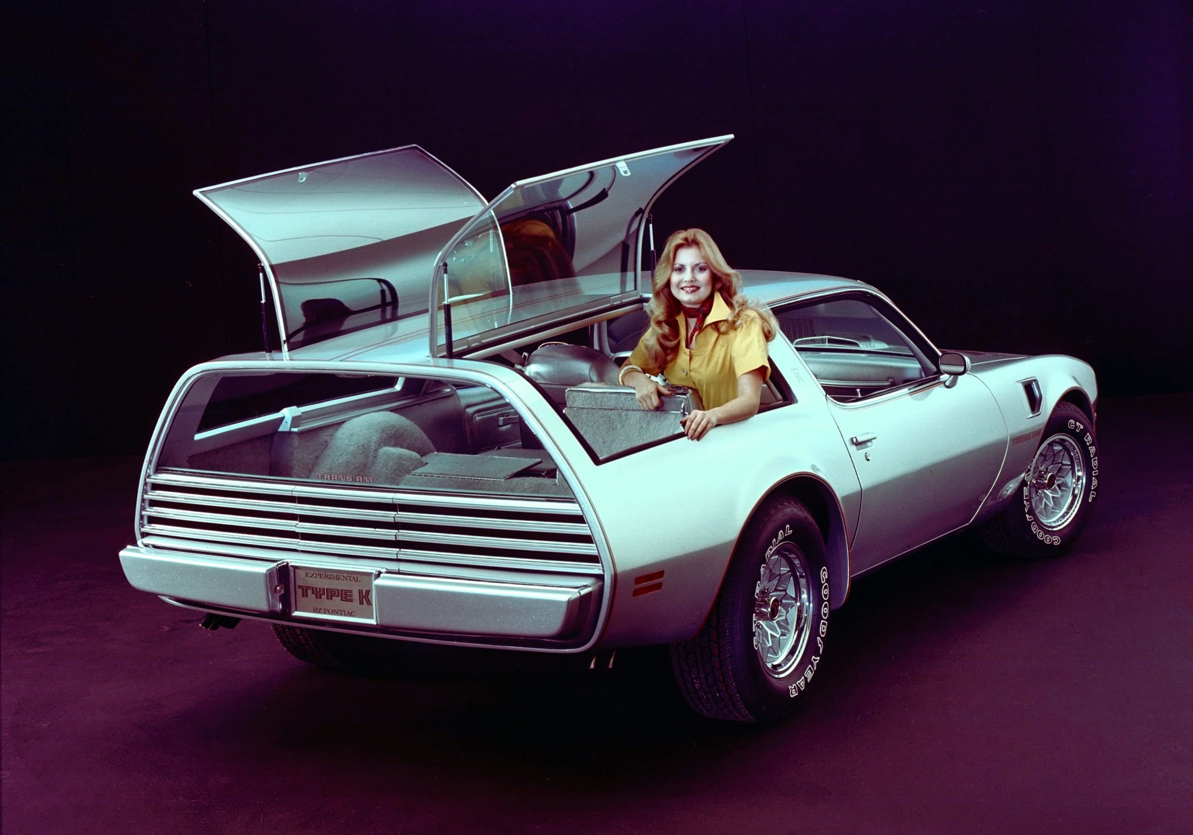 Купить машину на века. Понтиак 80. Pontiac 80s. Понтиак 1977. Pontiac Kammback Type k 1977.