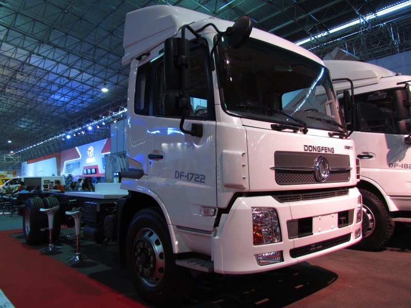 Dongfeng Грузовики 2014
