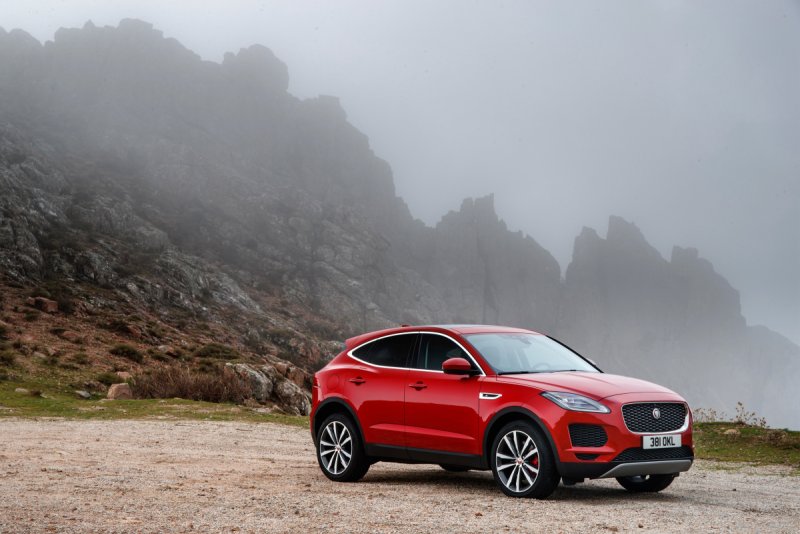 Jaguar e-Pace 2017