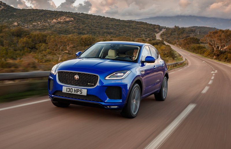 Ягуар e Pace 2018