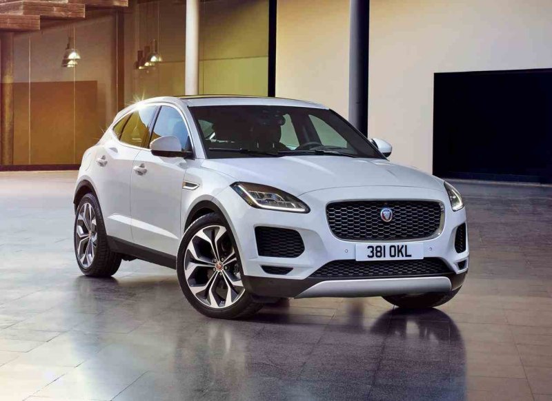 Ягуар паркетник e Pace