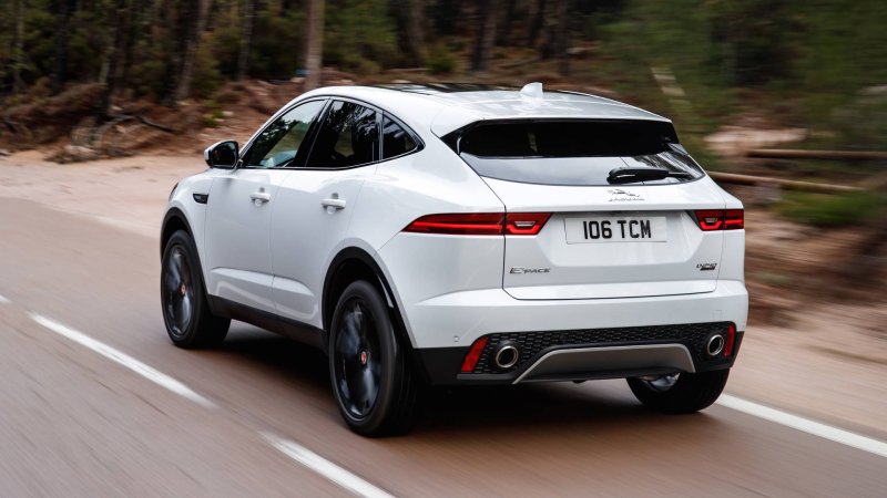 Ягуар e Pace s