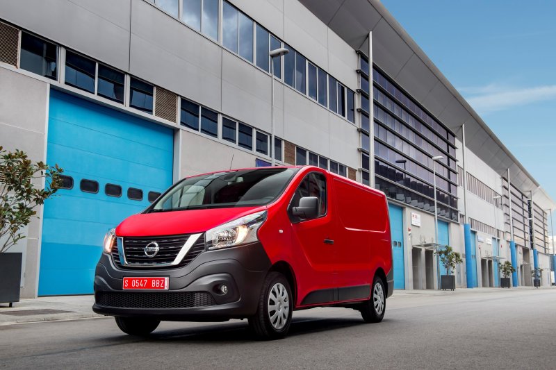 Nissan nv300