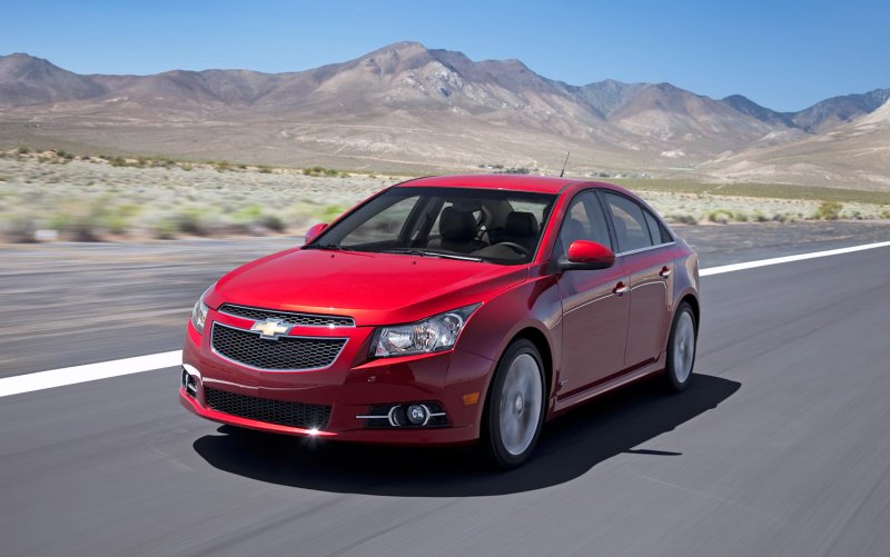 Chevrolet Cruze 2013 седан