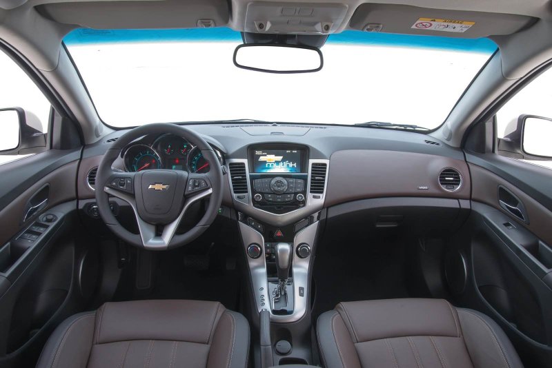 Chevrolet Cruze торпеда