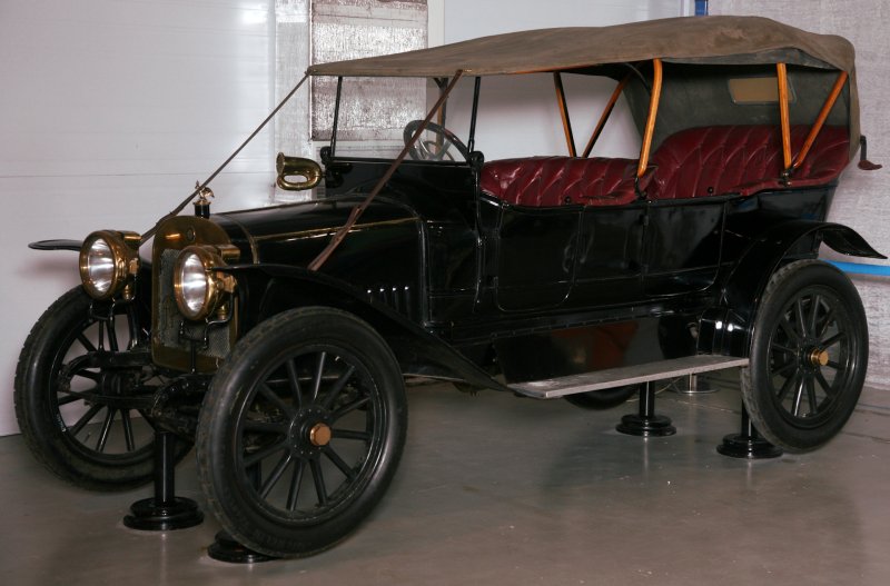 Автомобиль Руссо-Балт 1909