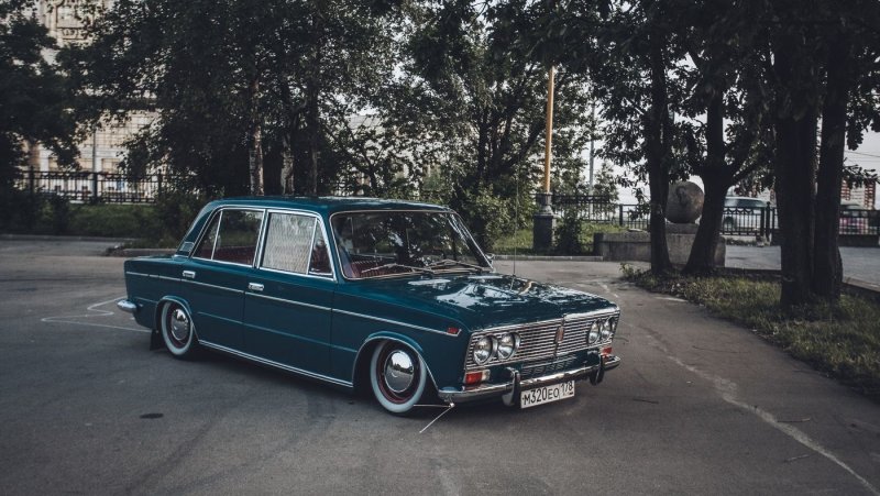 ВАЗ 2103 stance