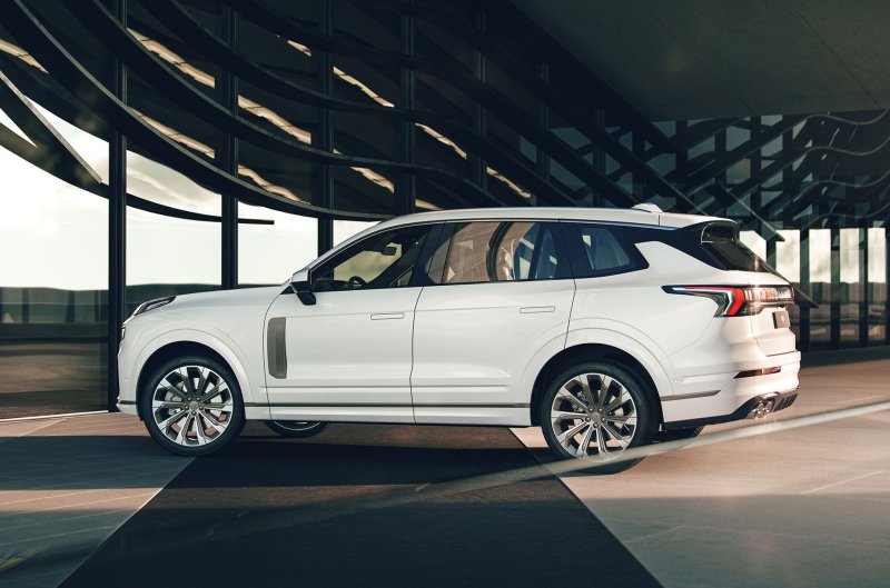 Geely Lynk co 09