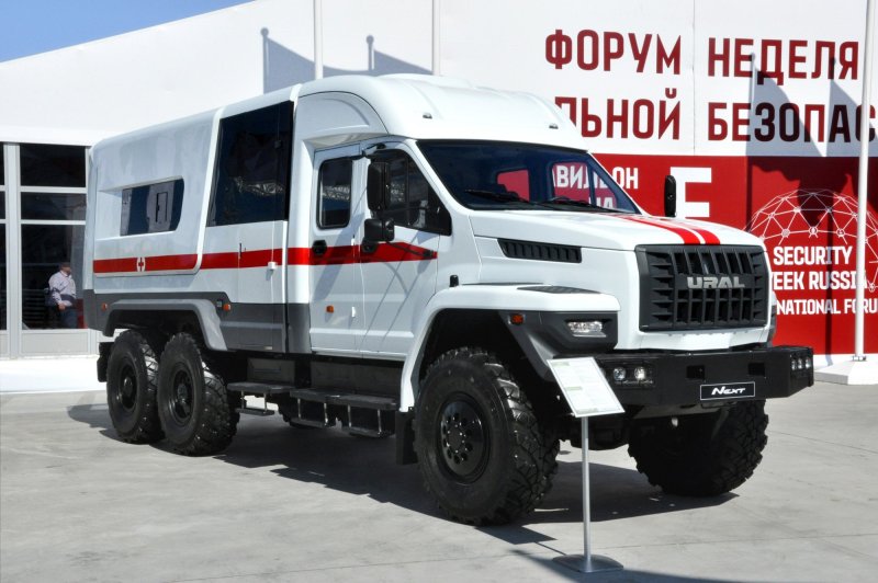 Грузовики Урал Некст 4х4