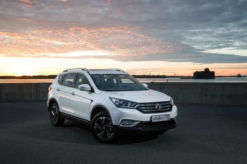 Авто марки DFM ax7
