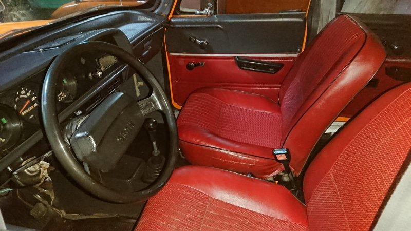 Масквич412 универсал салон