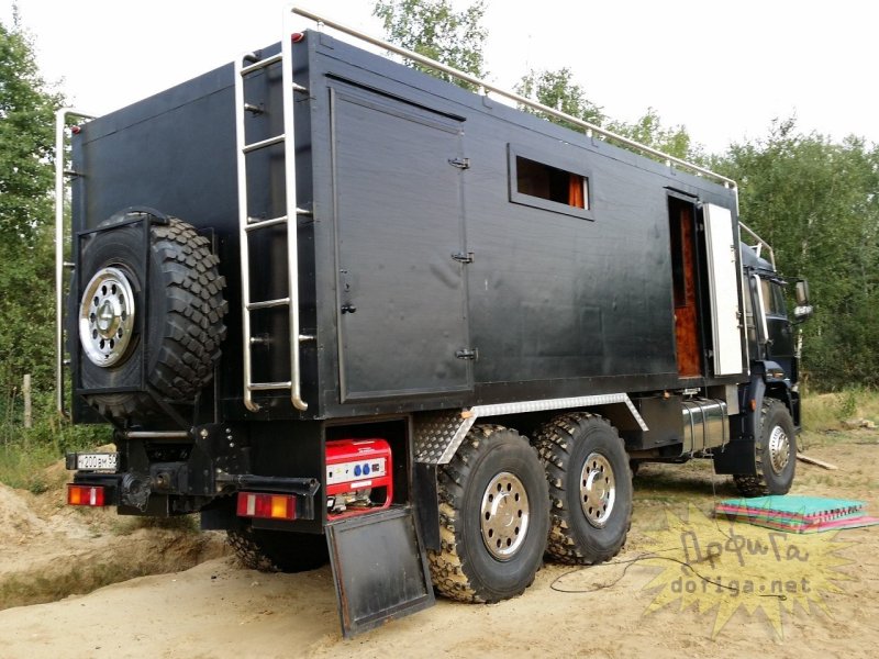 КАМАЗ 6350 вездеход автодом