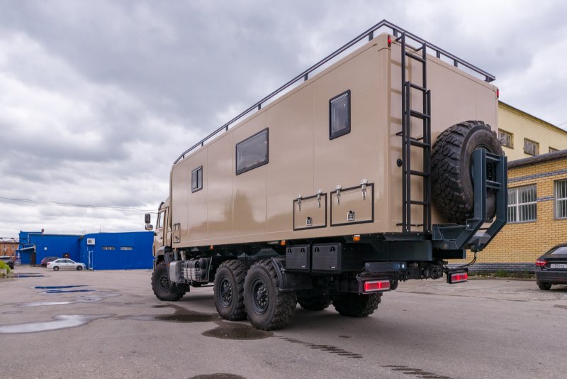 КАМАЗ 43118 автодом
