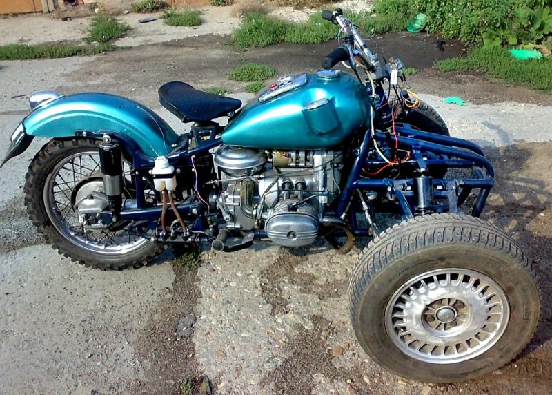 Мотоцикл Урал 3х колесный