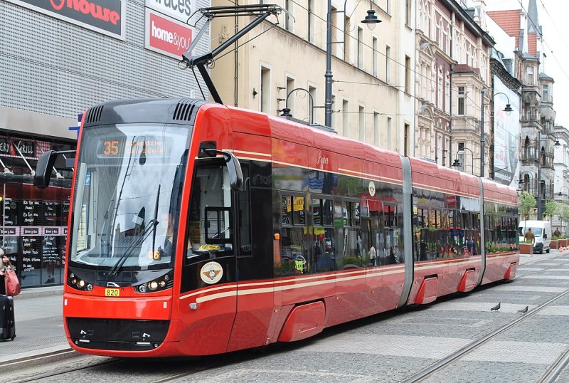 Польский трамвай Pesa в Москве