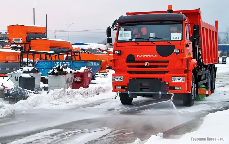 КАМАЗ 6520 коммунальный