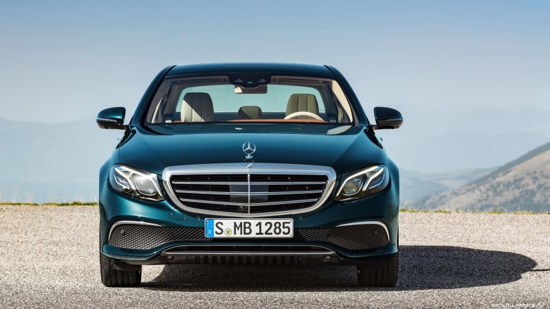 Mercedes Benz e 213