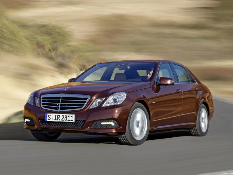 Мерседес e class 2010