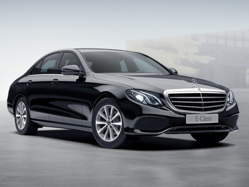Mercedes Benz е 220 d 4matic