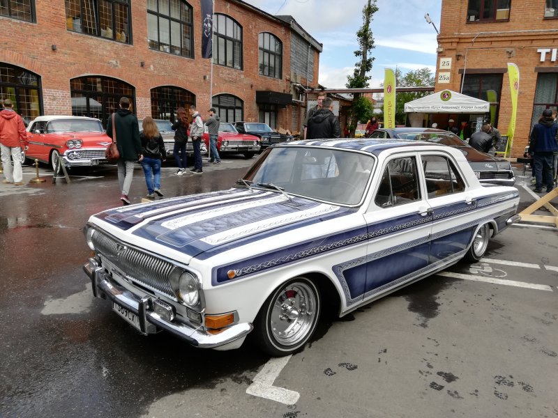 ГАЗ 24 Волга Lowrider