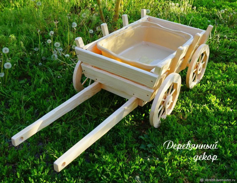 Деревянная телега