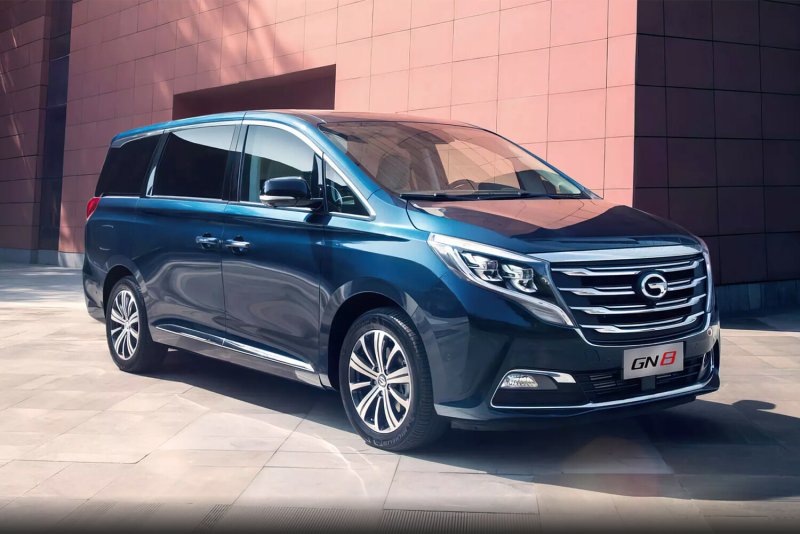Китайский минивэн GAC gm8