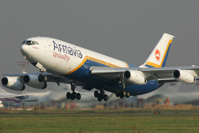 Самолёт Armavia ил 86