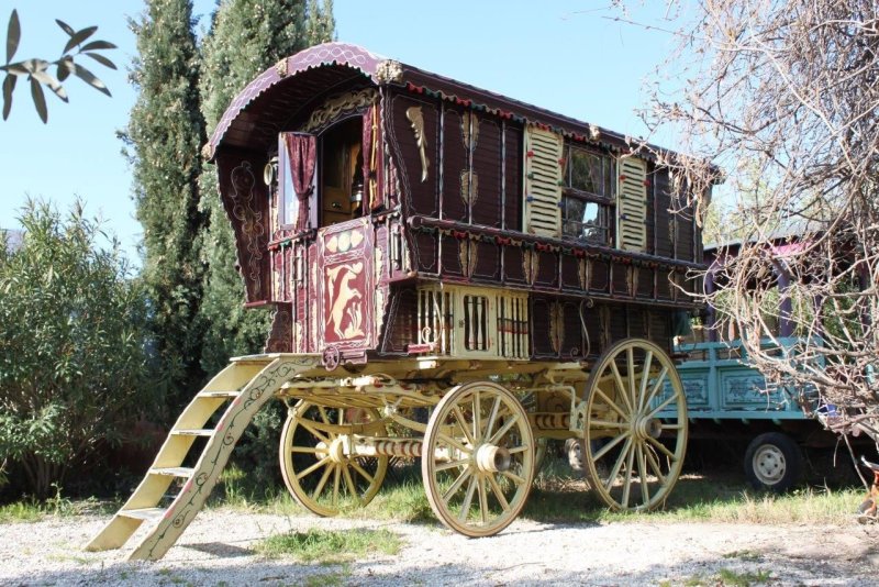 Вардо Цыганский дом на колесах