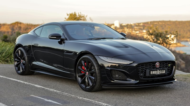 Jaguar f-Type черный