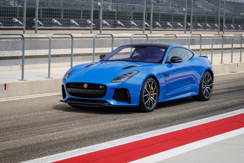 Jaguar f-Type SVR Coupe