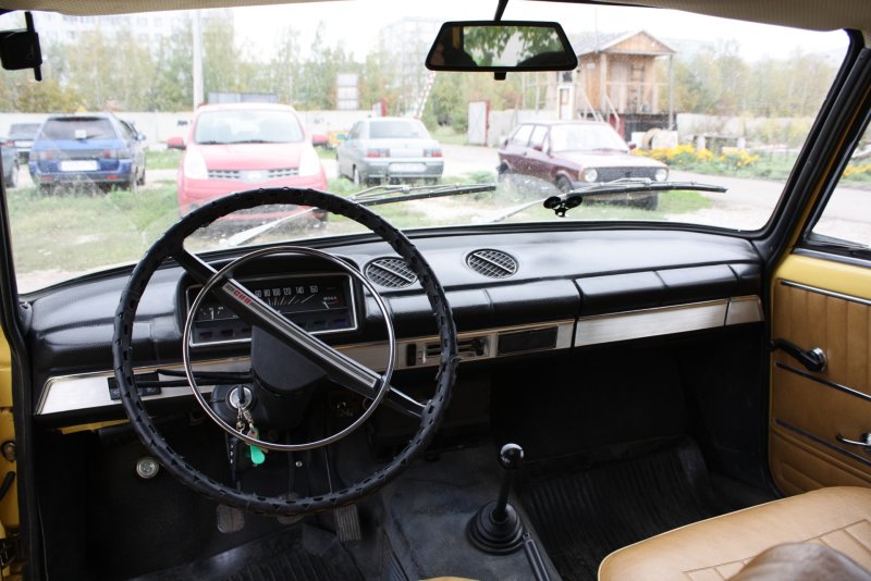 Lada 2102 салон